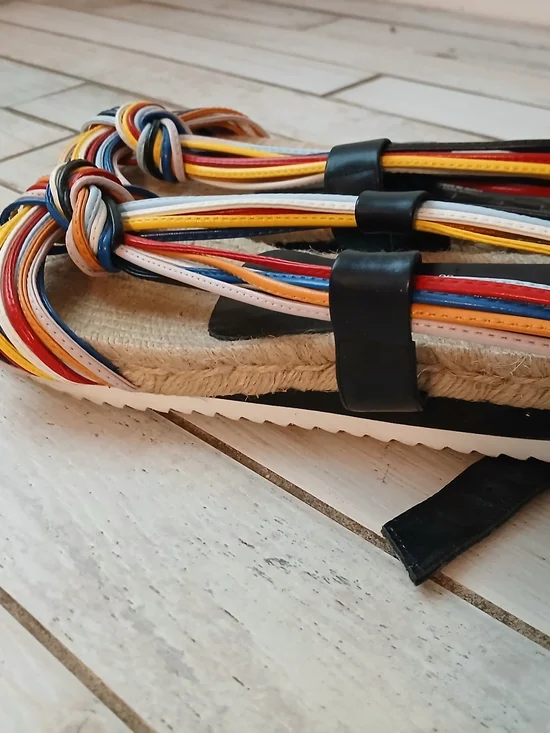 Multicolor Knotted Strap Sandals - Picture 3 of 4